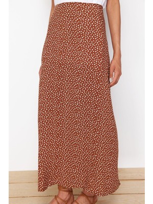 Ersefa Moda Tesettür Regular Çiçekli Desen Günlük Maxi Boy Puantiye Desenli Dokuma Etek