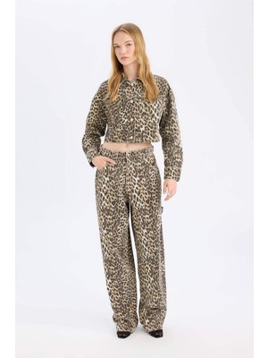 DeFacto Baggy Fit Yüksek Bel Leopar Desenli Standart Boy Gabardin Pantolon D8149AX24AU