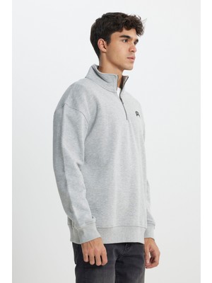 Regular Fit Normal Kesim Dik Yaka Şardonlu Yarım Fermuar Gri Melanj Sweatshirt