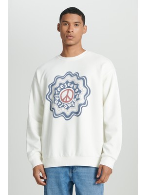 Lee Relaxed Fit Geniş Kesim Bisiklet Yaka İçi Polarlı Ekru Sweatshirt