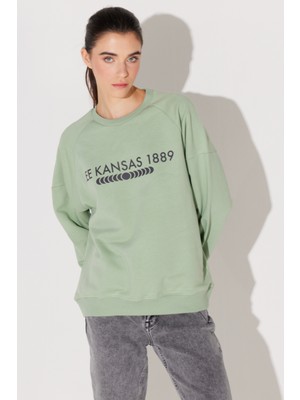 Oversize Fit Geniş Kesim Bisiklet Yaka Şardonlu Açık Yeşil Sweatshirt