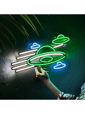 Tol Camp Ufo Neon Duvar Dekoru - Modern ve Şık Metal Üzerine Neon LED (Lamba) Duvar Dekoru | 46 cm x 24 cm