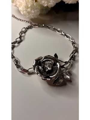 Kad Collection Gül Choker Kolye