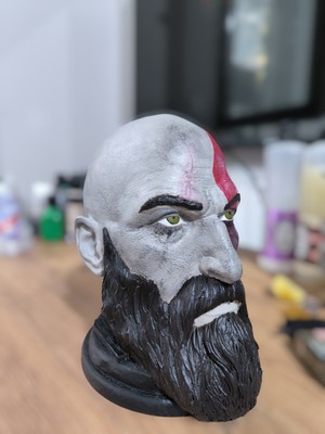 Kratos Figürü Dekoratif Obje & Kulaklık Standı – 3D Baskı El Yapımı