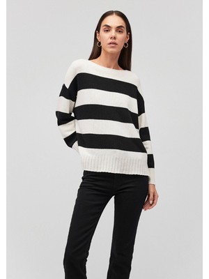 Mavi Bisiklet Yaka Çizgili Kazak Loose Fit / Bol Rahat Kesim 1710494-85407