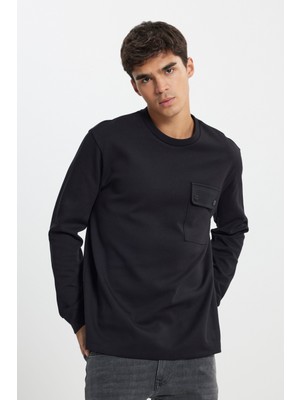 Lee L242498001 Siyah Erkek Bisiklet Yaka Soldan Cep Detaylı Üç Iplik Sweat