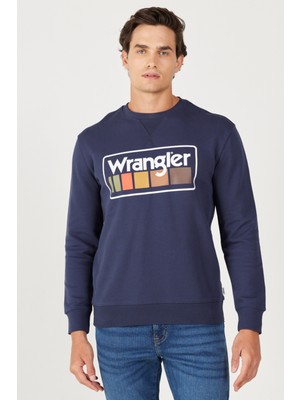 Wrangler W646H1114 Lacivert Erkek Göğüsten Yazı Detaylı Bisiklet Yaka Üç Iplik Sweat