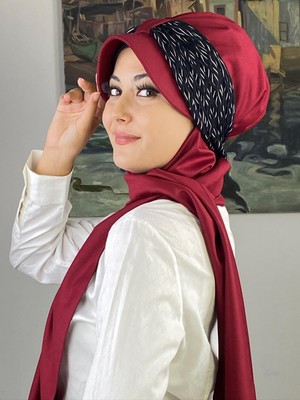 Kırmızı Siyah Beyaz Desenli Biritli Atkılı Şapka