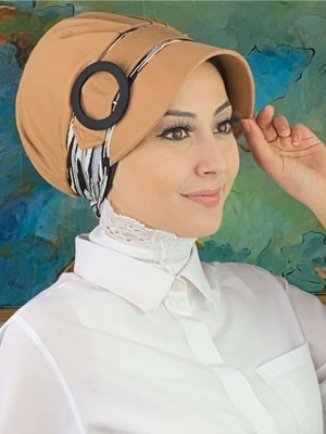 Butik AmbarButik Ambar Nazlı Model Tokalı Siyah Beyaz Ince Çizgili Tesettür Şapka