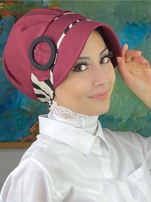 Butik Ambar Nazlı Model Tokalı Siyah Krem Zebra Desenli Tesettür Şapka