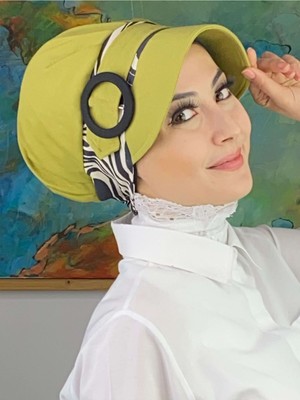 Butik AmbarButik Ambar Nazlı Model Tokalı Ince Krem Zebra Desenli Tesettür Şapka