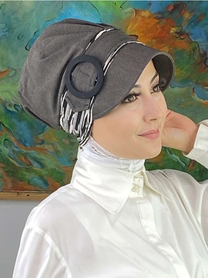 Butik AmbarNazlı Model Tokalı Ince Çizgili Tesettür Antrasit Şapka