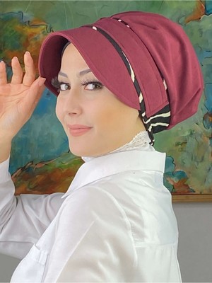 Butik AmbarNazlı Model Tokalı Ince Krem Çizgili Zebralı Tesettür Şapka