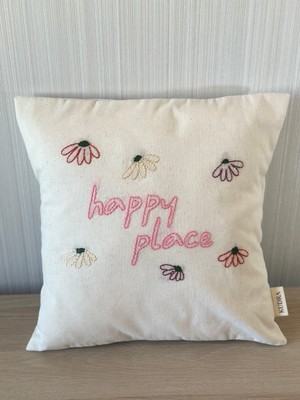 Kudra Happy Place Motto Çiçekli Kırlent Kılıfı