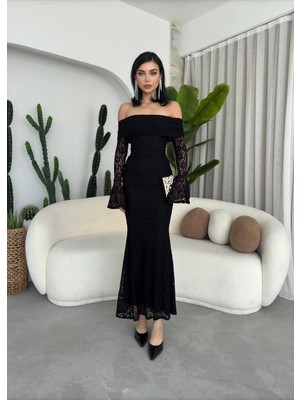 Madonna Yaka Tasarım Dantel Elbise