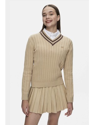 Pınellas Koyu Bej V Yaka Jakarlı Standard Fit Kadın Triko