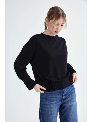 Yuvarlak Yaka Modal Kumaş Salaş Bluz