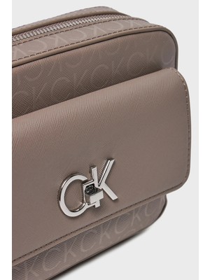 Calvin Klein Logolu Ayarlanabilir Askılı Çanta K60K6126760HG Bayan Çanta K60K612676 0hg