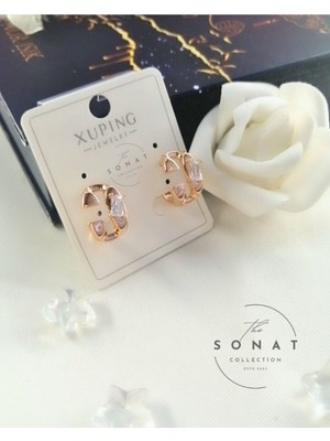 Sonat Collection Xuping Vip Seri  Zirkon Taşlı Gold Renk Çelik Küpe