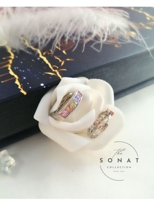 Sonat Collection Xuping Vip Seri  Zirkon Taşlı Gümüş Renk Çelik Küpe