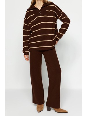 Ersefa Tarz Kadın Modern Moda Normal Bel Boru Paça Dik Yaka Geniş Kalıp Fermuarlı Triko Alt-Üst Takım