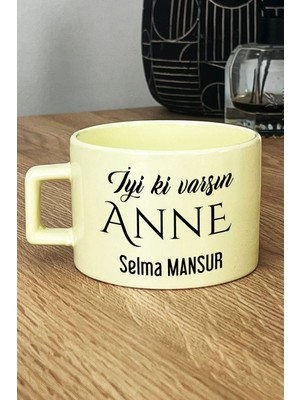 Hedizu Kişiye Özel Iyi Ki Varsın Anne Pastel Fincan Sarı Anneler Günü Hediyesi