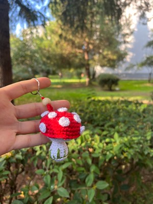 Sevimli Mantar Amigurumi El Örgüsü Anahtarlık ve Çanta Aksesuarı