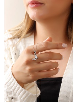 Sunshine 925 Ayar Gümüş, Zirkon ve Sedef Taşlı Kelebek Kolye