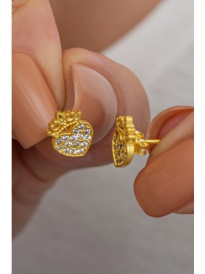 Nereze 925 Ayar Gümüş Gold Kaplama Minik Kral Tacı Kalp Küpe