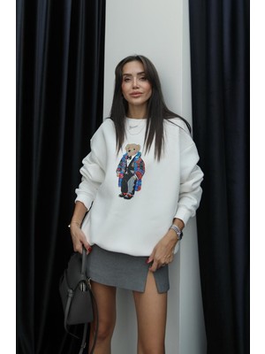 Beyaz Papyonlu Teddy Baskılı Sweatshirt