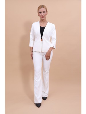 Önder Özsoy V Yaka Boydan Kuplu Kısa Ceket &  İspanyol Paça Pantolon-Beyaz