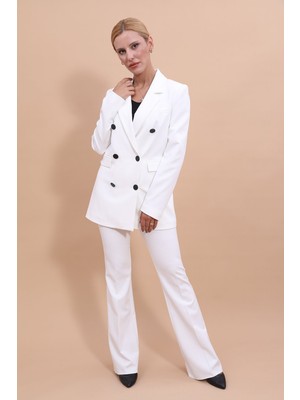 Önder Özsoy Erkek Yaka Kuruvaze Blazer Ceket & İspanyol Paça Pantolon-Beyaz