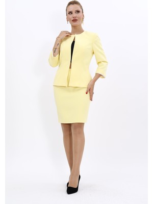 Önder Özsoy Sıfır Yaka Düz Kısa Ceket & Yırtmaçlı Düz Dar Etek-Sarı
