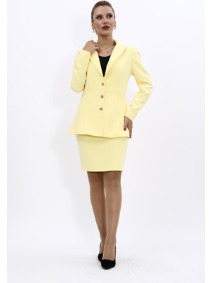 Önder Özsoy Erkek Yaka Kolu Büzgülü Ceket & Yırtmaçlı Düz Dar Etek-Sarı