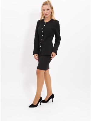 Önder Özsoy Sıfır Yaka Boydan Düğmeli Ceket & Yırtmaçlı Düz Dar Etek-Siyah