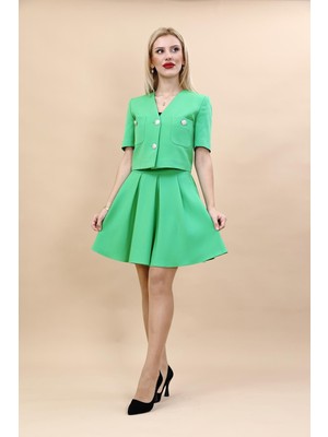 Önder Özsoy V Yaka  Kısa Ceket & Kısa Kloş Etek-Yeşil