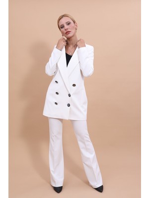 Önder Özsoy Erkek Yaka Kuruvaze Uzun Ceket & İspanyol Paça Pantolon-Beyaz