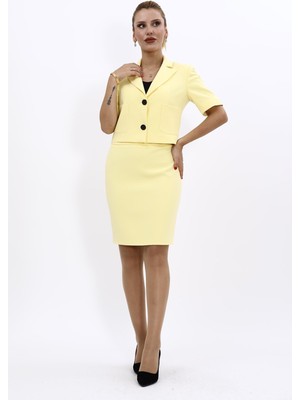 Önder Özsoy Erkek Yaka Kısa Ceket &  Yırtmaçlı Düz Dar Etek-Sarı