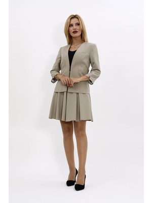 Önder Özsoy V Yaka Boydan Kuplu Kısa Ceket & Kısa Kloş Etek-Bambu