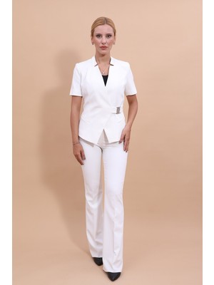 Önder Özsoy Hakim Yaka Yandan Tokalı Çapraz Ceket & İspanyol Paça Pantolon-Beyaz