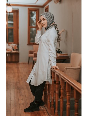 Sefa Merve Cepli Düğmeli Tunik 6472-02 Beyaz