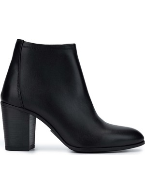 Tamer Tanca Kadın Vegan Siyah Deri Topuklu Bot 1072 Z-9838 Bn Bot SK24-25 Sıyah Dr