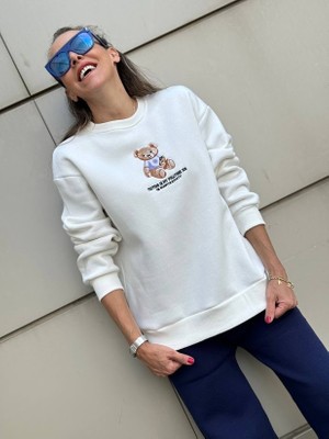 Tedy Işlemeli  Ekru Sweatshirt