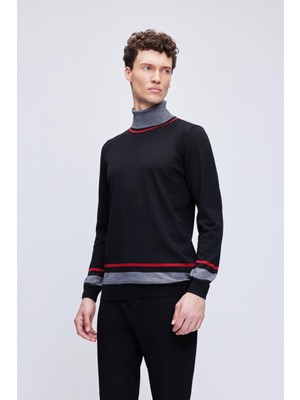 Siyah Regular Fit Çizgili Balıkçı Yaka Yünlü Triko Kazak