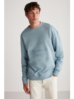 Drago Erkek Oversize Fit Parçalı Önü Nakışlı Yuvarlak Yaka Mavi Sweatshirt