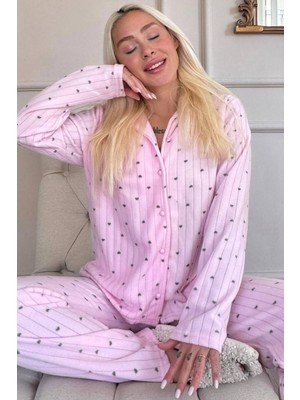 Pijama Evi Açık Pembe Kalp Desenli Önden Düğmeli Peluş Polar Pijama Takımı