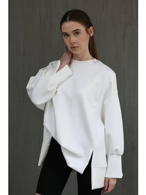 Reyon 5beyaz Renk  Sweatshirt  ÖN62CM  Arka 72CM %polyester% 10  Likra