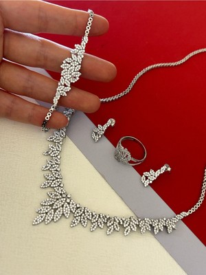 Jeicon Atelier 24,65 gr Silver Renk Zirkon Taşlı Tasarım 925 Gümüş Kolye Küpe Yüzük Bileklik Set