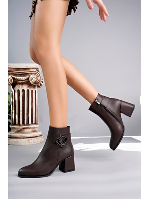 MARSHETTA Grace Model Kahverengi Yuvarlak Burun Kalın Topuklu Yandan Fermuarlı Kadın Bot
