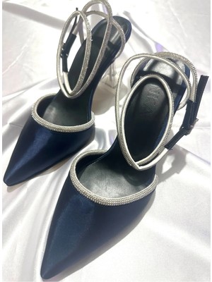Trendy Anka Kadın Lacivert Saten 8 cm Şeffaf Topuklu Bilekten Dolamalı Taşlı Sivri Burunlu Abiye Ayakkabı